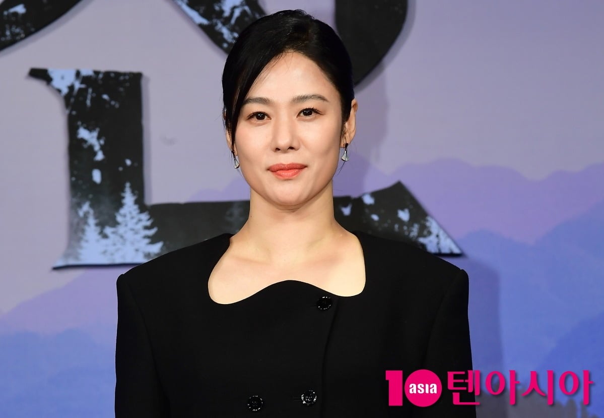 배우 김현주가 데뷔 30년 차에 다시 존재감을 입증하고 있다./ 사진=텐아시아 DB