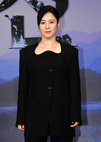 "용달차로 과일 장사"…은퇴 고민했던 김현주, 30년 차에 터진 연기 차력쇼 [TEN피플]