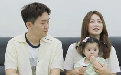 박세영♥곽정욱, 14개월 딸 공개했더니…아빠랑 똑 닮았네 ('슈돌')