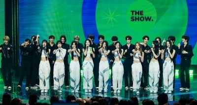A20 LITE, 초고속 음방 1위 [TEN 포토]