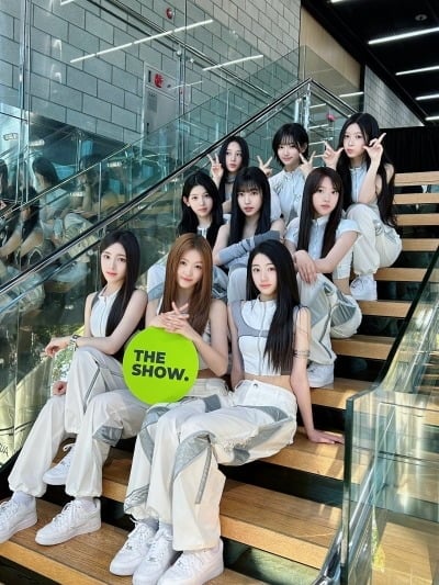 A2O LITE, 데뷔 7일 만에 음방 1위…음반도 없이 해냈다