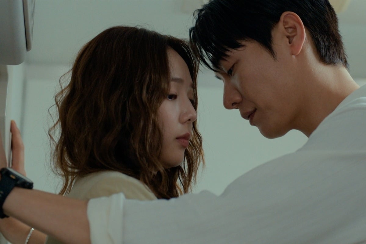 '나를 충전해줘'가 공개 2주 차에 글로벌 톱10 비영어 쇼 2위에 올랐다. / 사진제공=넷플릭스