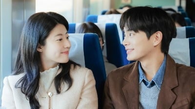 티빙, 파격작 나왔는데…성인용품 CEO♥종갓집 장녀→삼각관계까지 '도파민 전개' ('내떨수')