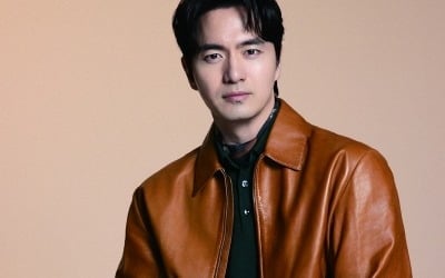 [공식] 신민아 이어 윤아 만난다…'45세' 이진욱, 차기작으로 '언내추럴'(가제) 확정