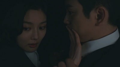 김유정, 박진영과 얼굴 닿을 듯 말 듯…사진관서 밀착 투샷 ('100일의 거짓말')