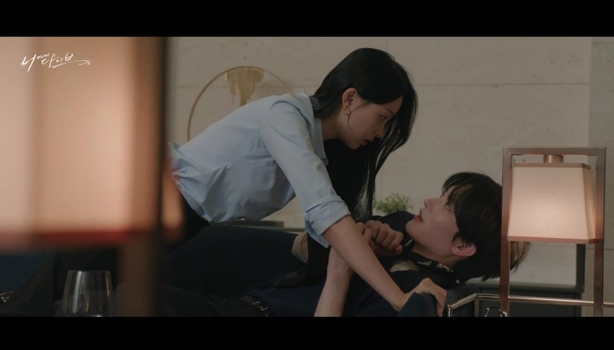 장세혁과 문승유가 10년째 연애 중인 커플로 호흡을 맞추고 있다. / 사진='너에게 다이브' 영상 캡처