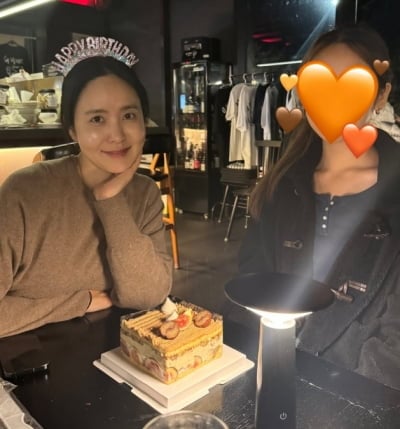 '최동석과 이혼' 박지윤, 딸 생일에 "손 잡고 나가기로 결심한 순간 기억해"