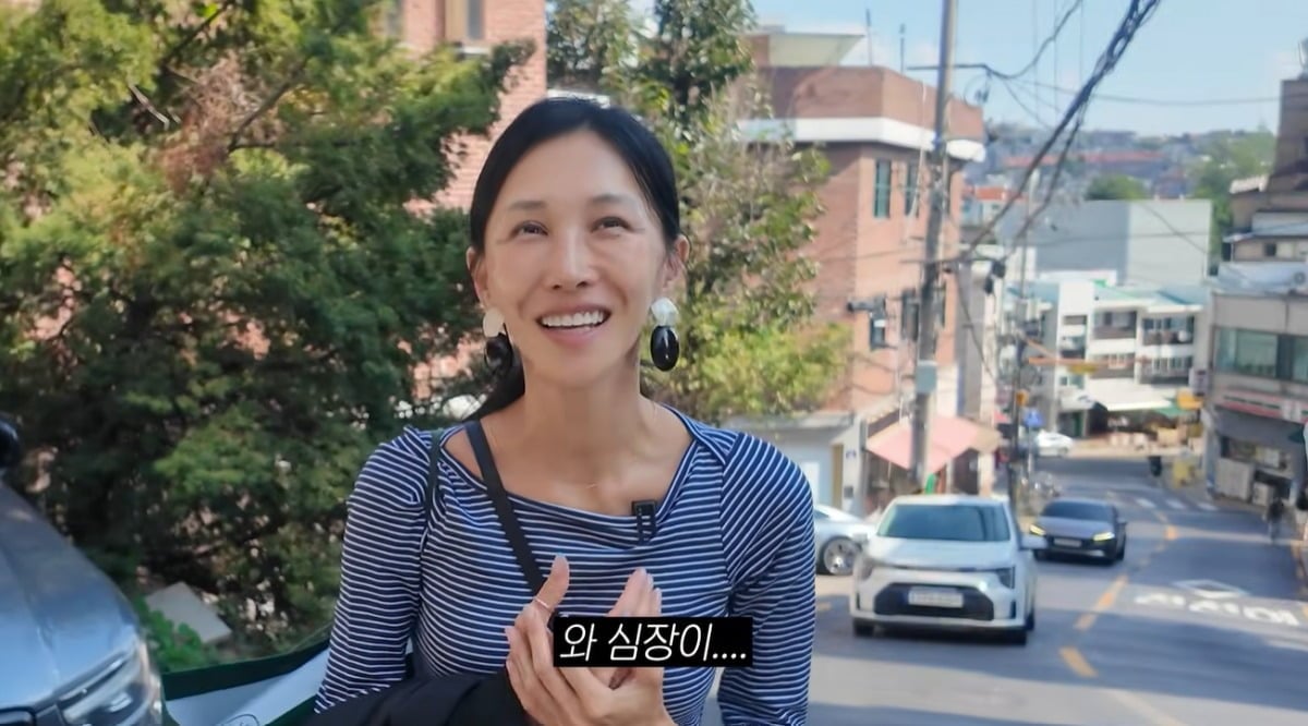 윤혜진이 딸 엄지온 양의 예술중학교 합격 소식을 확인했던 순간을 떠올렸다. / 사진='윤혜진의 What see TV' 유튜브 캡처