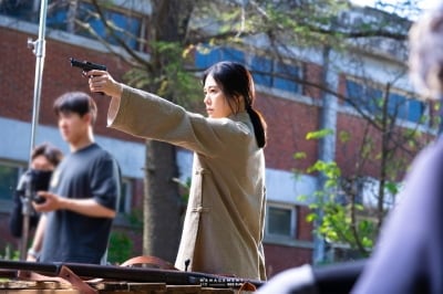 '49세' 김현주, 배우 데뷔 30년 차에 이래도 되나…'실낙원'→'100일의 거짓말'로 입증한 저력