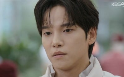 의류 매장 개업했는데 부모와 갈등 여전…배윤규, 문자까지 삭제했다 ('사랑이 온다')