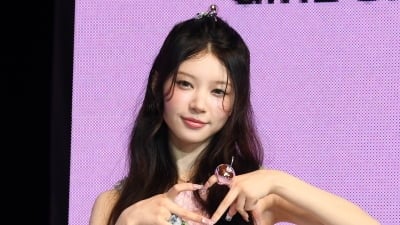 아일릿, '활동 중단' 모카 빠진 4인 체제 컴백…"빈자리 크게 느껴"