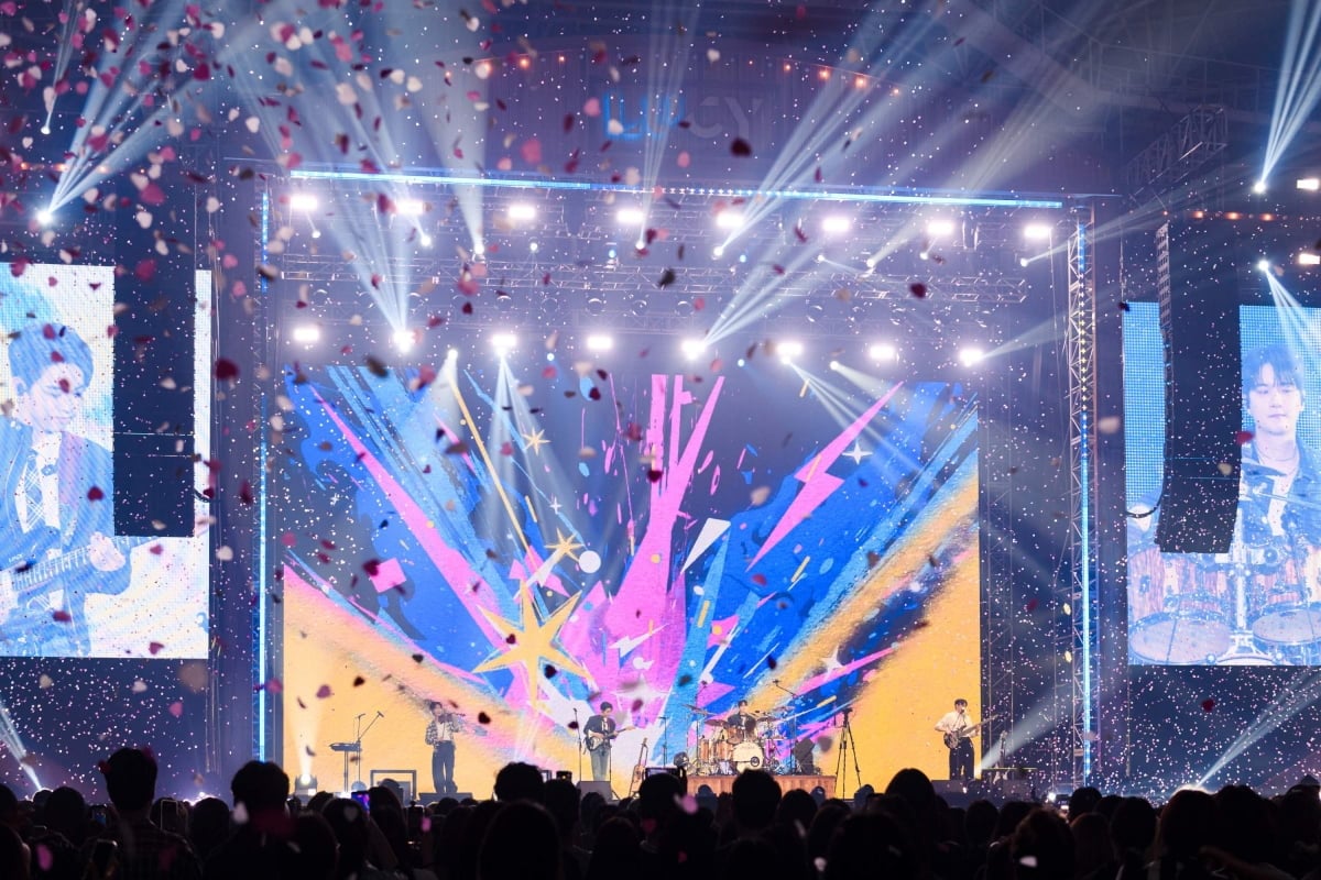 루시 앙코르 콘서트 / 사진=미스틱