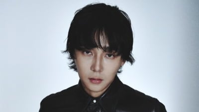 던, 신생 기획사 1호 가수 됐다