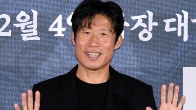 [단독] 유해진, '암살자(들)' 논란 속 경사났다…대중문화예술상 수상 유력