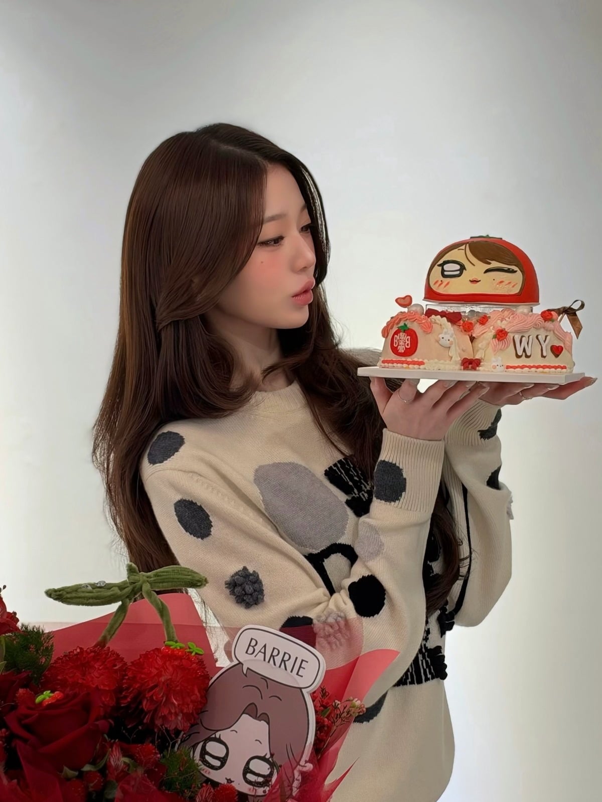 사진 = 장원영 인스타그램
