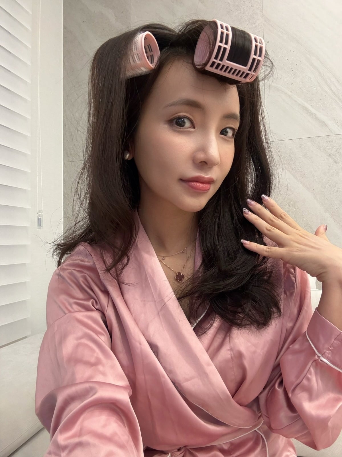 사진 = 국화 인스타그램