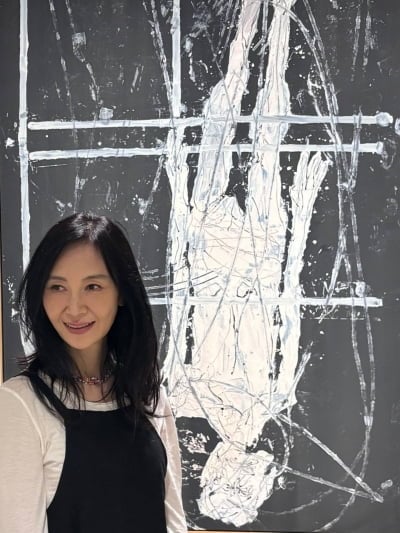 '58세' 채시라, 미술관서 포착된 우아한 근황…변치 않는 아우라