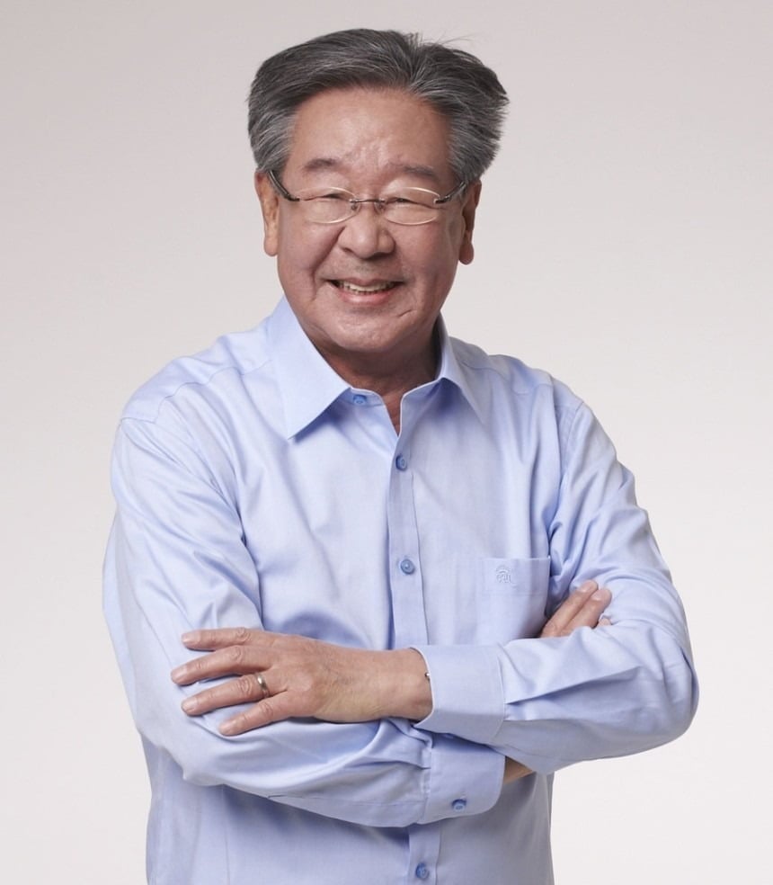 배우 최불암이 향년 87세로 별세한 가운데, 약 4개월 전 병실에서 밝게 웃던 고인의 모습이 재조명되고 있다. / 사진제공=KBS1