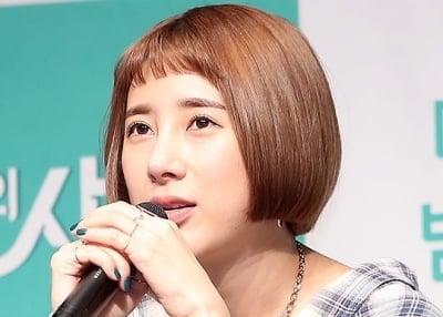 고등학생 때 길거리 캐스팅→일주일 만에 걸그룹 데뷔…서인영 "못하는 건 없어" ('유행꼰대')