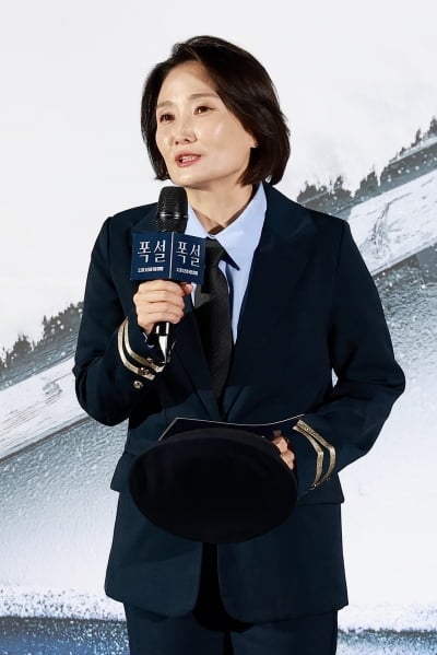 "문화예술계의 큰 별이 졌다"…MC 박경림, 영화 행사서 故최불암 추모('폭설')