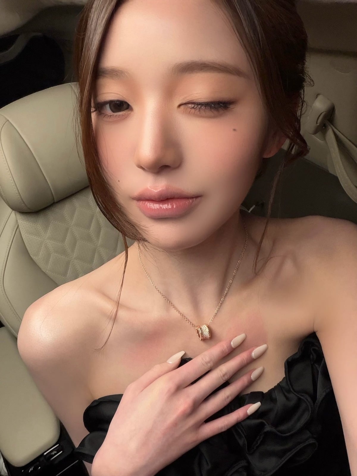 사진 = 장원영 인스타그램