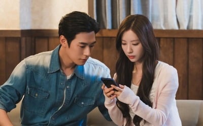 헤어진 사이였는데 어쩌다 한집에…시간 여행 후 관계 달라졌다 ('너에게 다이브')