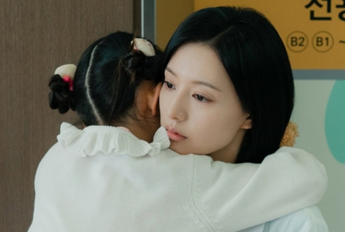 김지원이 10세 소아암 환자를 위해 직접 집도에 나선다. / 사진제공=SBS 